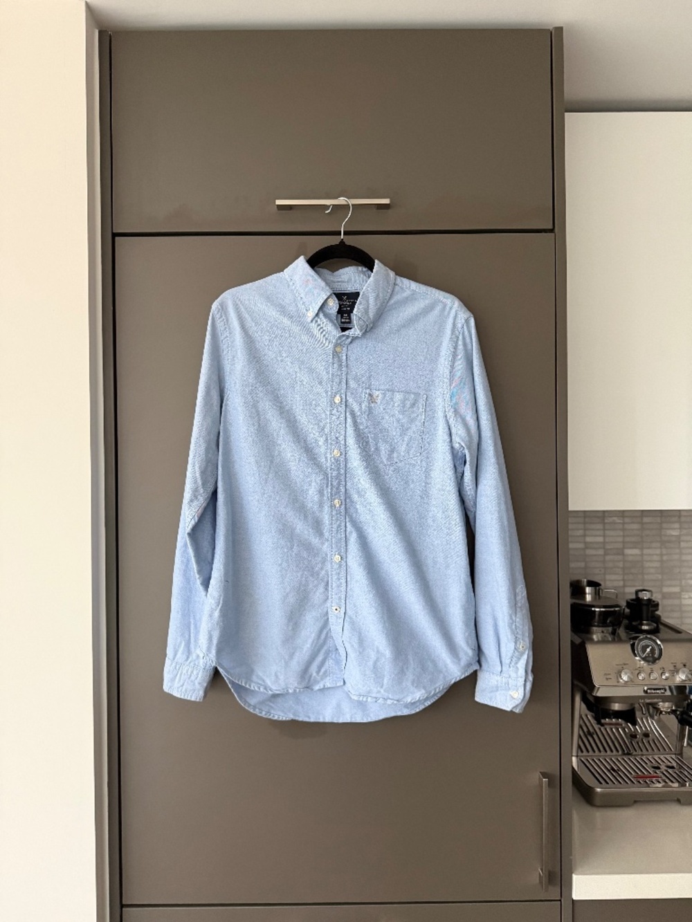 NWOT American Eagle Slim Fit Oxford Button-Up Shirt Light Blue Size Medium - Picture 5 of 9